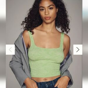 The Hannah Seamless Textured Tank Green Tea